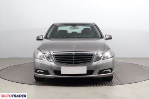 Mercedes E-klasa 2011 2.1 201 KM