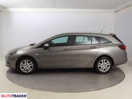 Opel Astra 2016 1.4 123 KM