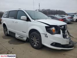 Dodge Grand Caravan 2019 3