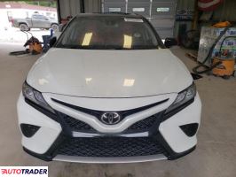 Toyota Camry 2019 3