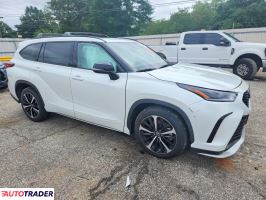 Toyota Highlander 2022 3