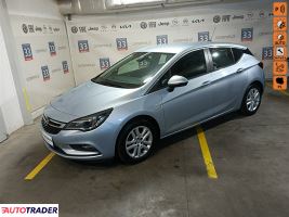 Opel Astra 2019 1.4 125 KM