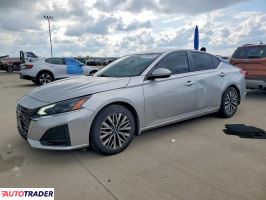 Nissan Altima 2023 2