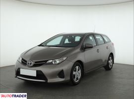 Toyota Auris 2015 1.4 88 KM