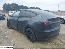Tesla Model Y 2024 Tesla Model Y 2024