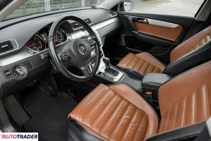 Volkswagen Passat 2011 2.0 170 KM