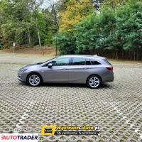 Opel Astra 2016 1.6 200 KM