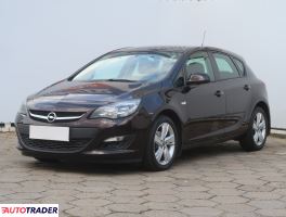 Opel Astra 2015 1.4 99 KM