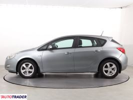 Opel Astra 2010 1.6 113 KM