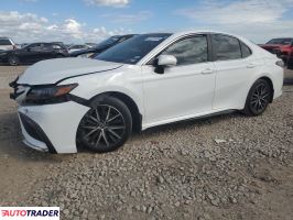 Toyota Camry - zobacz ofertę
