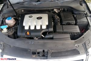 VW Passat B6 klapa tył 2.0