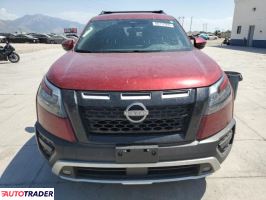 Nissan Pathfinder 2024 3