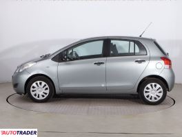 Toyota Yaris 2009 1.3 99 KM