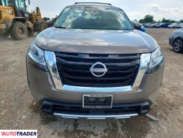 Nissan Pathfinder 2024 3