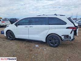 Toyota Sienna 2024 2