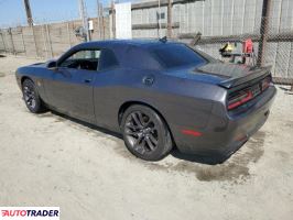 Dodge Challenger 2020 6