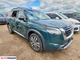 Nissan Pathfinder 2022 3