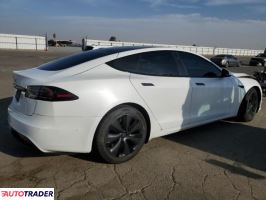 Tesla Model S 2022
