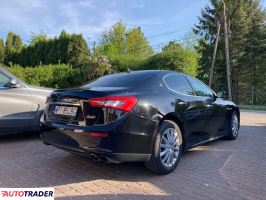 Maserati Ghibli 2014 3 330 KM
