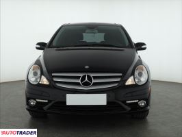 Mercedes R-klasa 2008 3.0 221 KM
