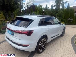 Audi E-tron 2020 408 KM