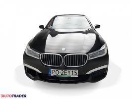 BMW 740 2016 3.0 320 KM