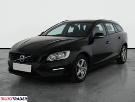 Volvo V60 2018 2.0 147 KM