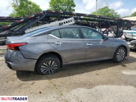 Nissan Altima 2025 2