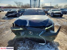 Lexus IS 2021 3