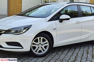 Opel Astra - zobacz ofertę