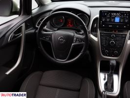 Opel Astra 2011 1.4 138 KM