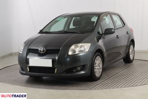 Toyota Auris 2007 1.4 95 KM