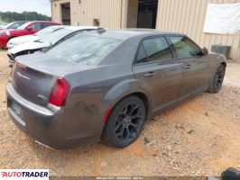 Chrysler 300C 2019 3