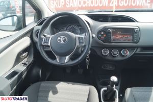 Toyota Yaris 2016 1.3 100 KM Toyota Yaris 2016 1.3 100 KM
