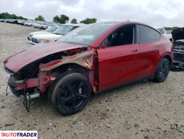 Tesla Model Y 2026