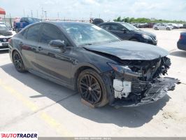 Toyota Camry - zobacz ofertę