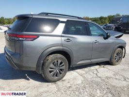 Nissan Pathfinder 2022 3