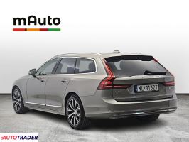 Volvo V90 2022 2.0 235 KM Volvo V90 2022 2.0 235 KM