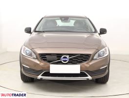 Volvo V60 Cross Country 2018 2.0 241 KM