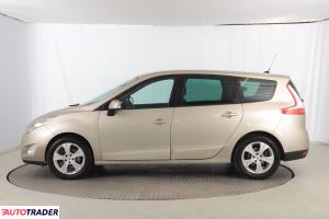 Renault Grand Scenic 2010 2.0 158 KM