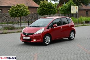 Honda Jazz 2013 1.3 99 KM