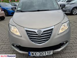 Lancia Ypsilon 2011 0.9 85 KM