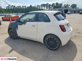 Fiat 500 2024