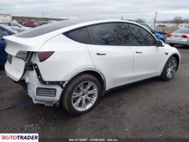 Tesla Model Y 2021 Tesla Model Y 2021