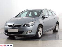 Opel Astra 2011 1.6 177 KM