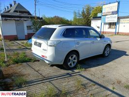 Mitsubishi Outlander 2015 2.0 121 KM Mitsubishi Outlander 2015 2.0 121 KM
