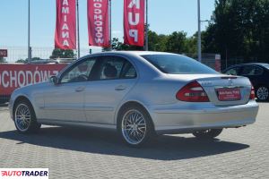 Mercedes E-klasa 2003 2.6 177 KM