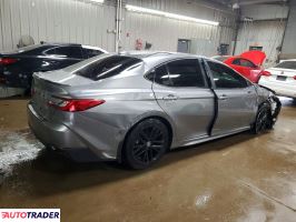 Toyota Camry 2025 2