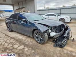 Chrysler 300C 2022 3