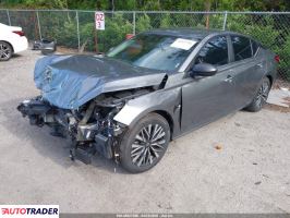Nissan Altima 2024 2